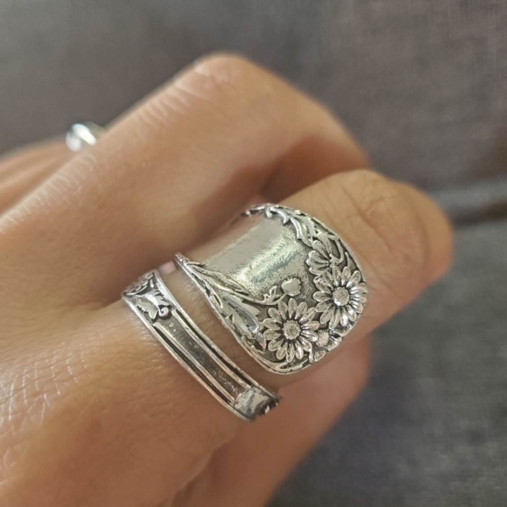 Daisy Vintage Spoon Ring Adjustable